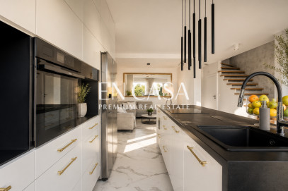 House Sale Lesznowola Alpaki